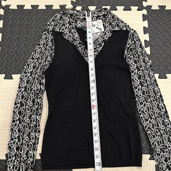 I.N.C.  Pull Over Silk Blend vest Top size small NWT - Picture 3 of 7